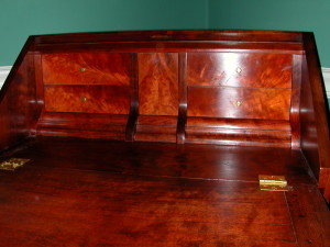 lauren desk 011